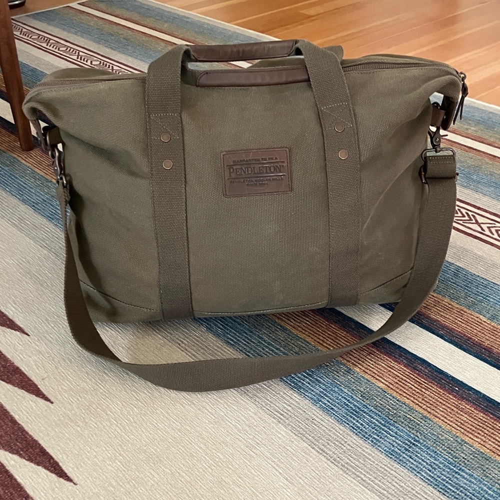 Pendleton Weekender Bag - image 3
